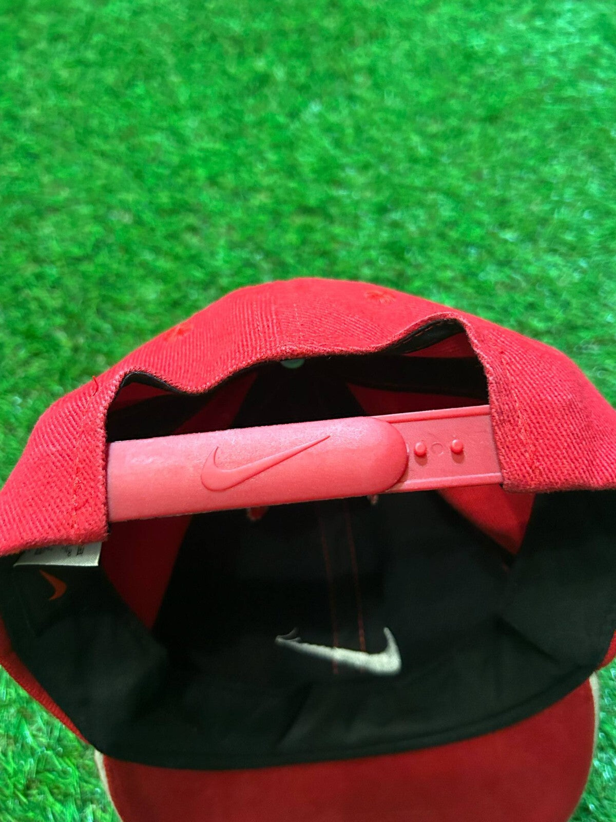 Vintage Nike Red Adjustable Snapback Hat – One Size – Made in Taiwan – Swoosh Lo - Bargain Haven