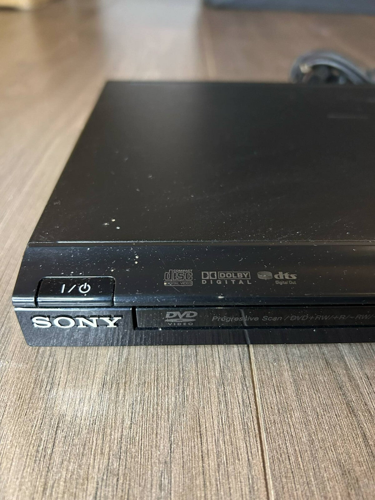 Sony DVP-SR200P DVD Player – Progressive Scan – Powers On - Bargain Haven