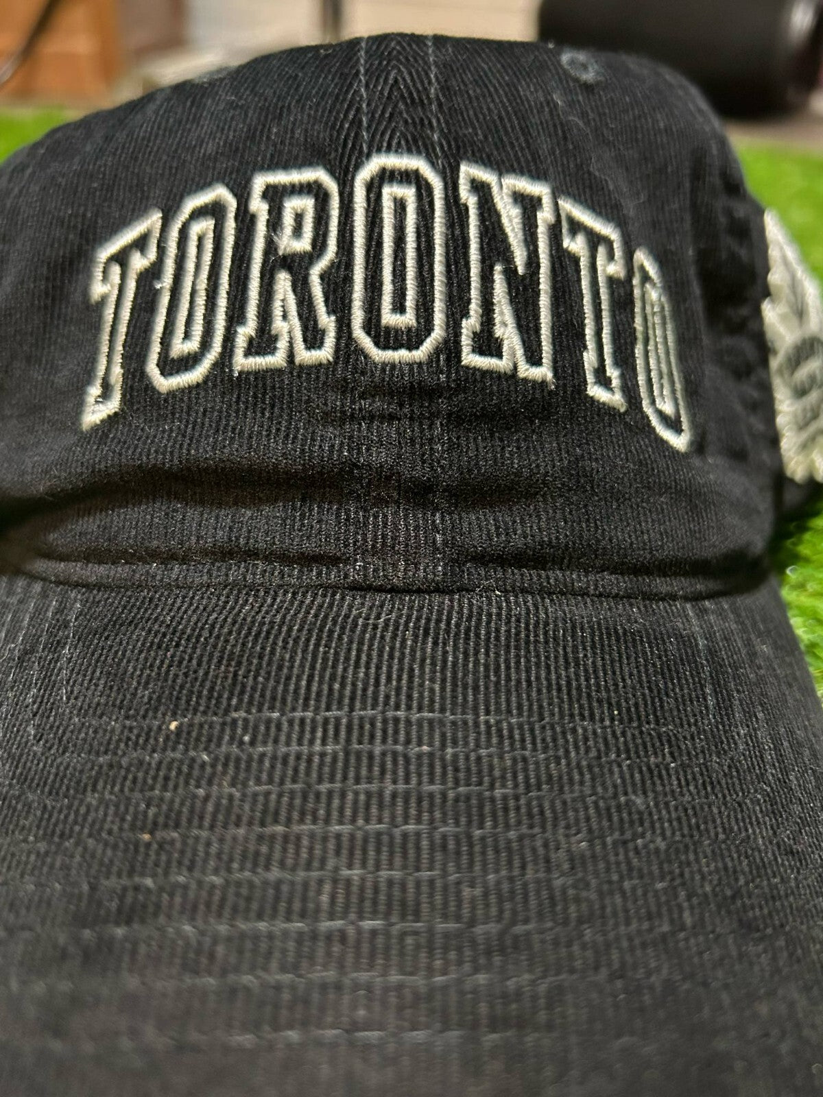 Toronto Maple Leafs CCM Hockey Cap Black Adjustable Hat Sample One Size New NWT - Bargain Haven