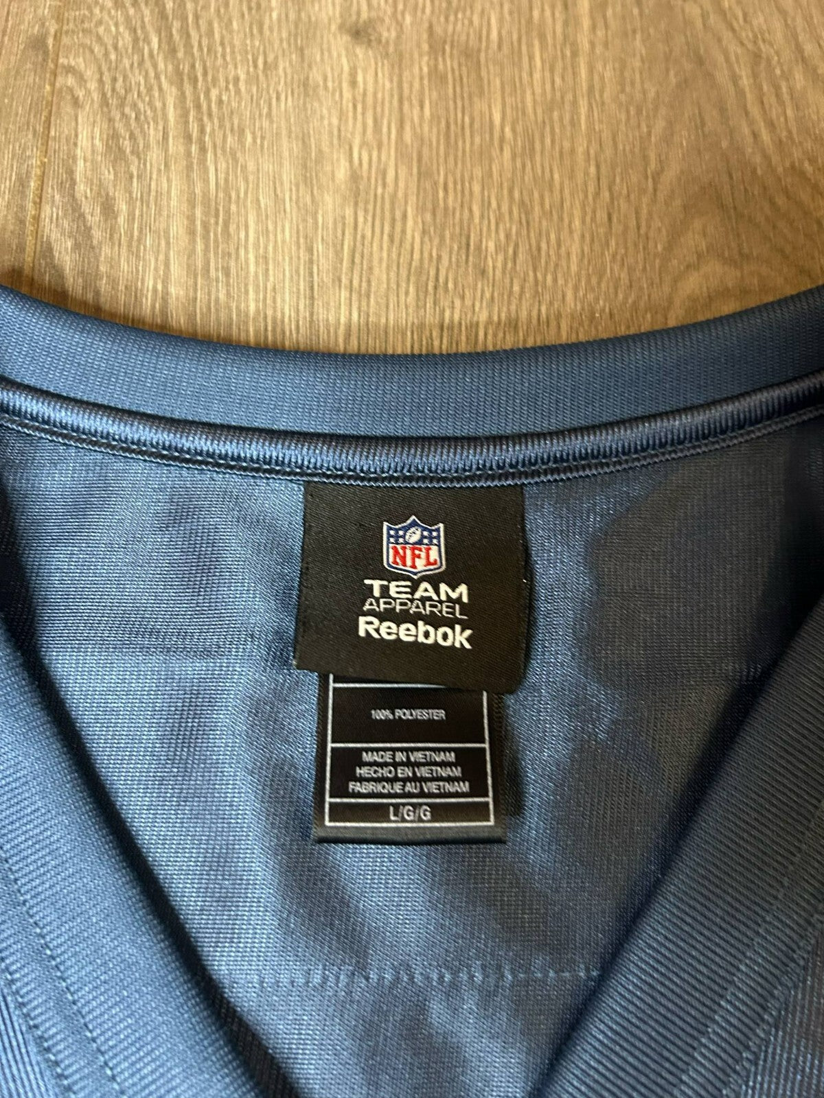 Seattle Seahawks NFL Reebok Team Apparel Jersey Size L – Blue Polyester V-Neck - Bargain Haven