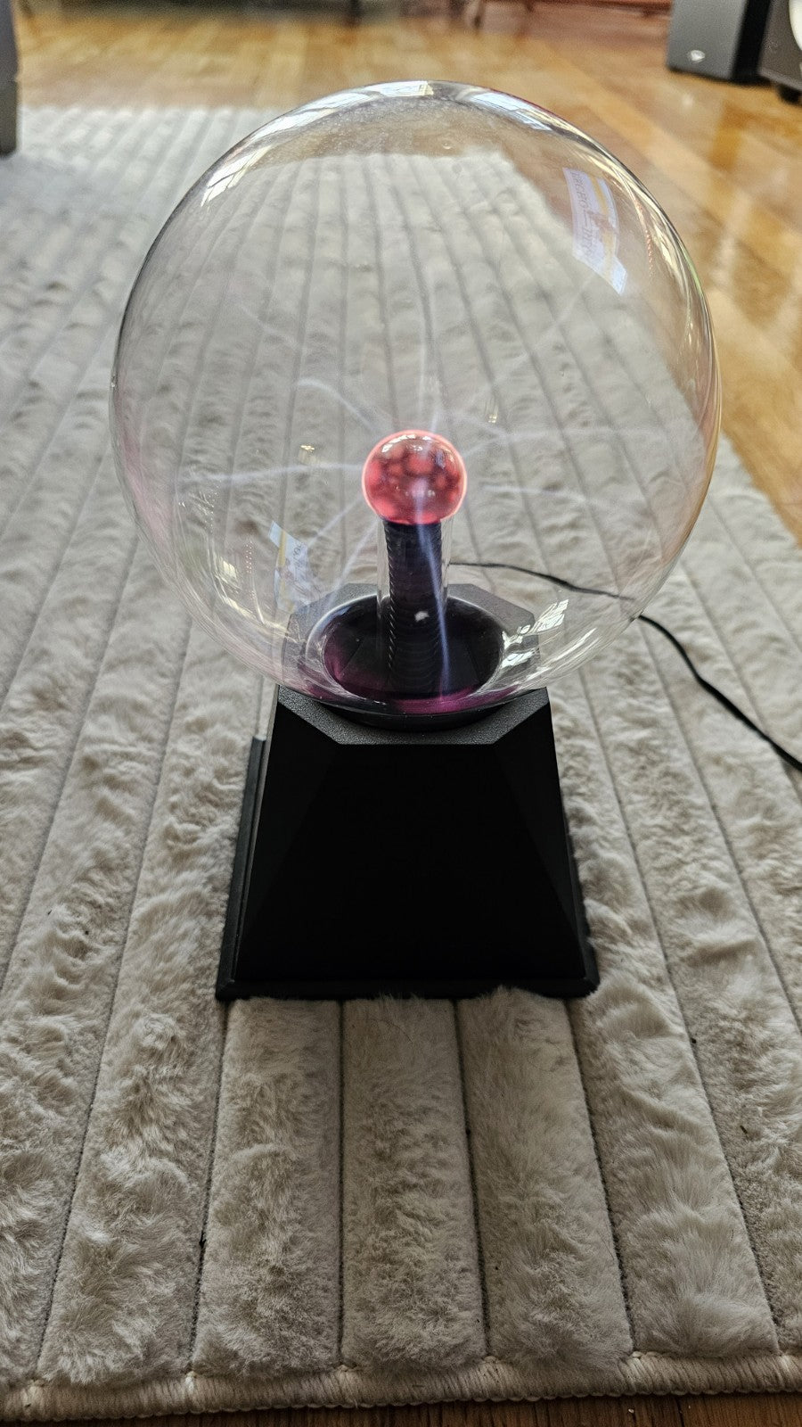 Plasma Ball - Interactive Light Sphere - Bargain Haven