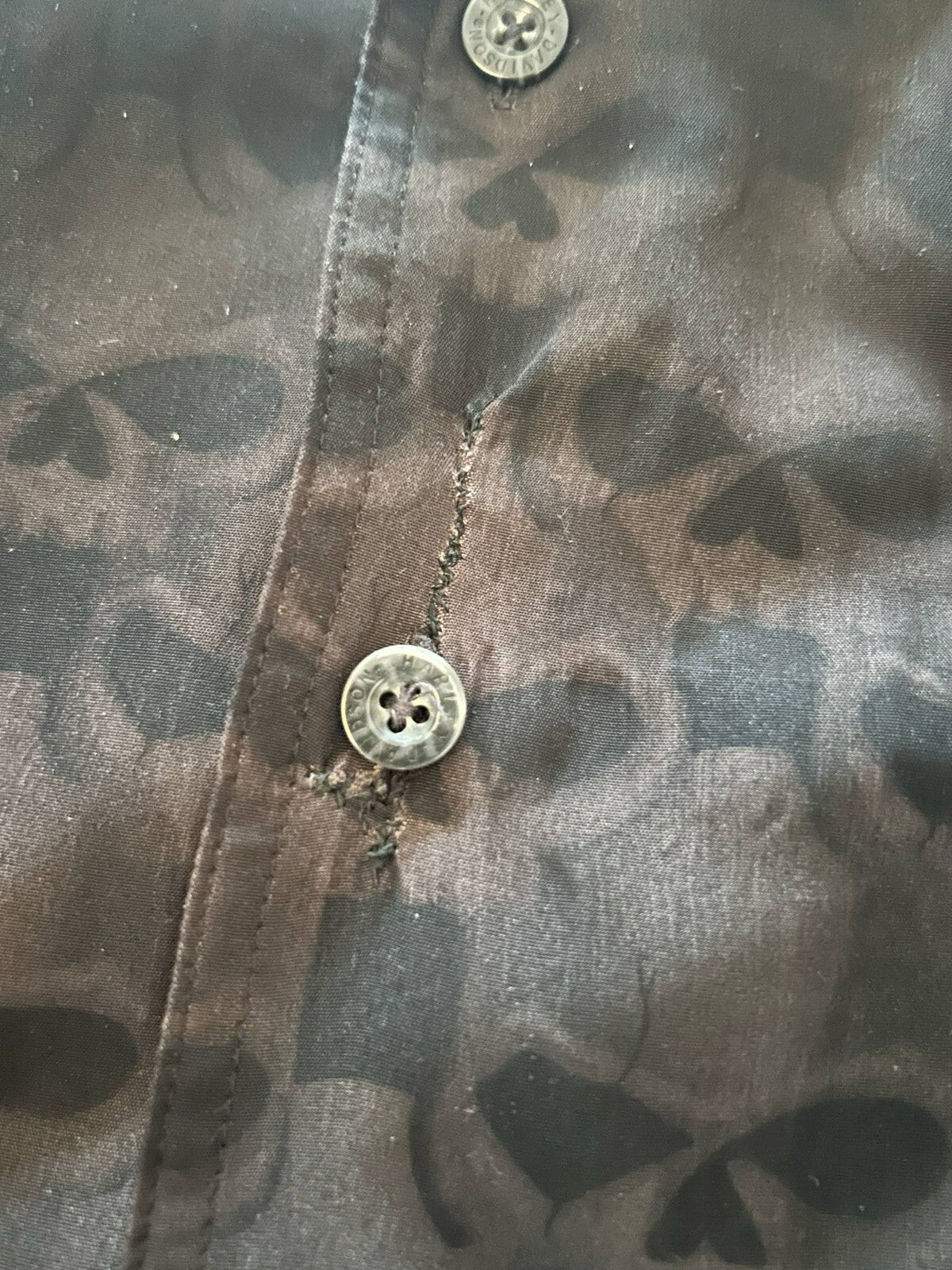 Harley-Davidson Black Skull Pattern Shirt Men's XL – Button-Up, Rare 2010 Design - Bargain Haven