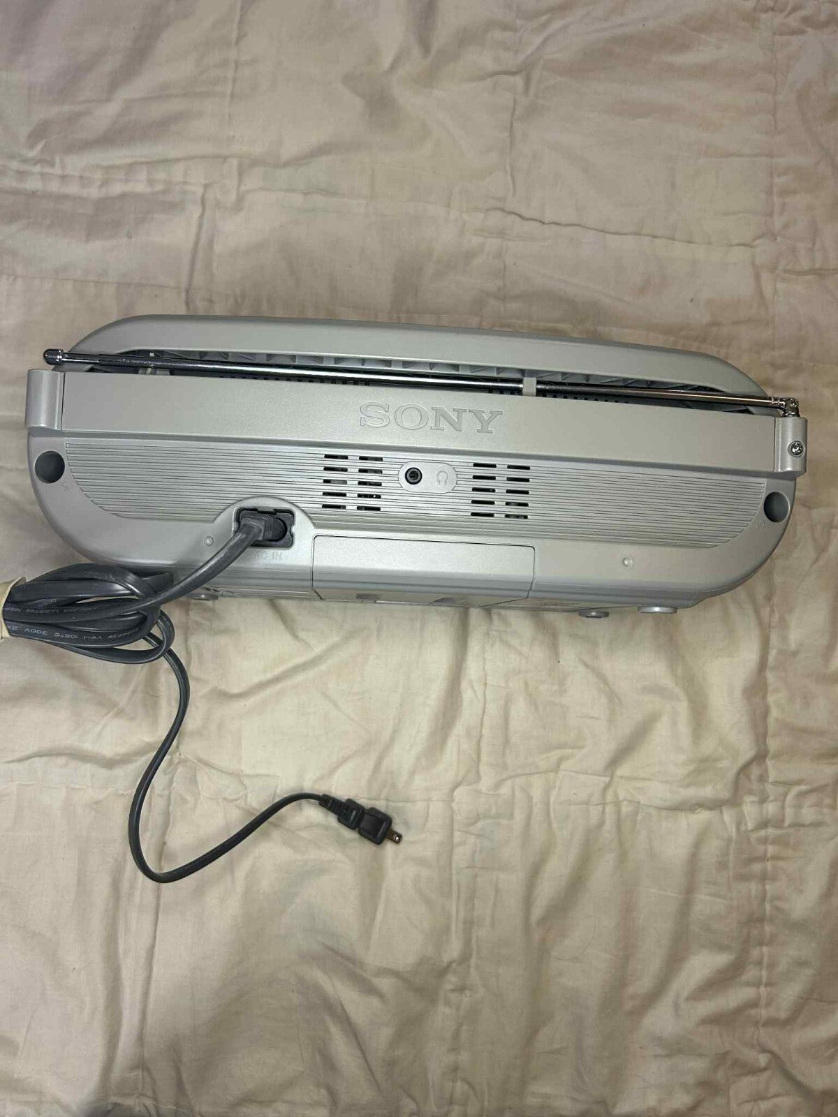 Sony CFD-S05 CD Cassette Boombox Radio Player – AM/FM, AUX, Tested Working