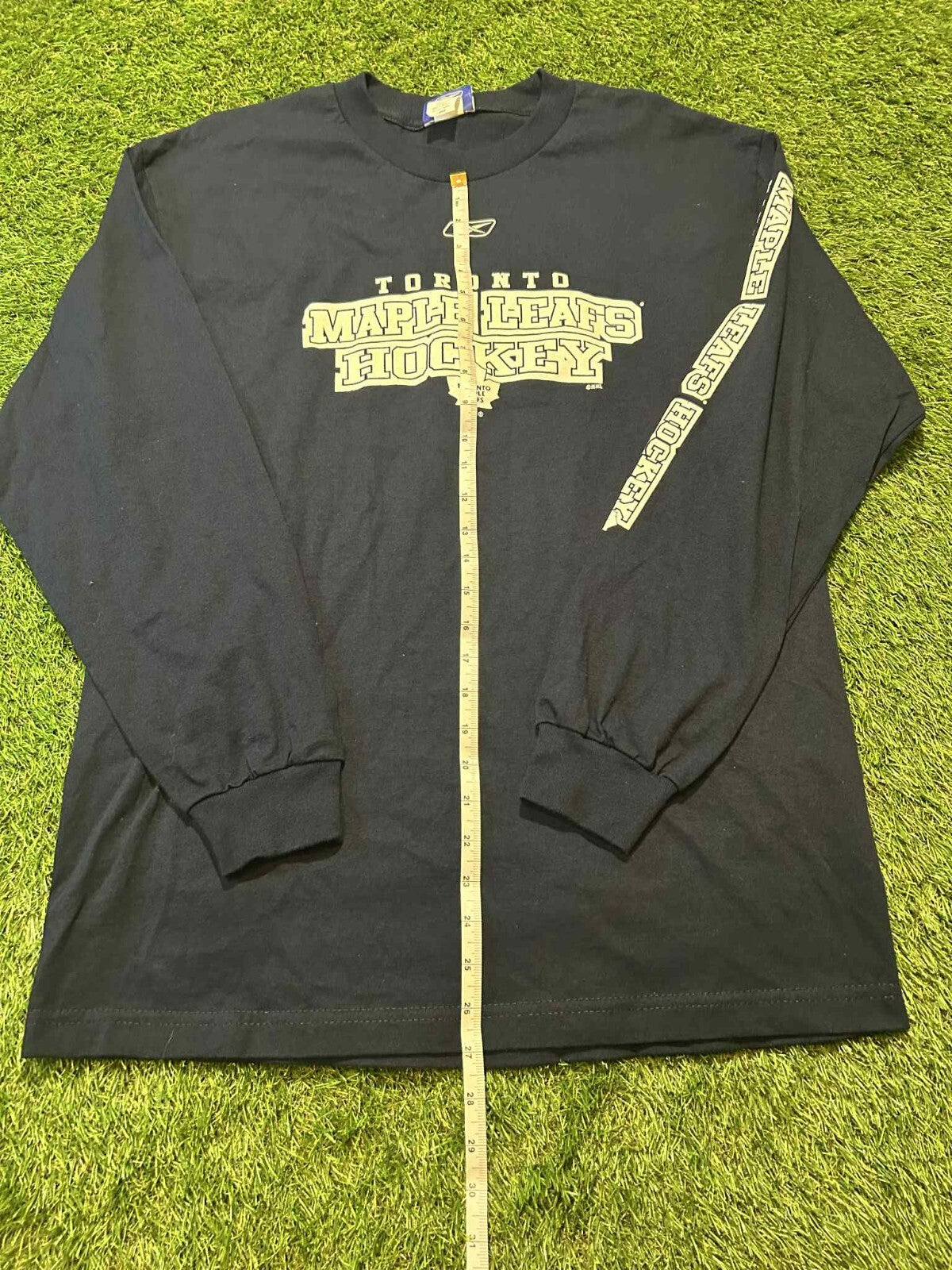 Reebok Toronto Maple Leafs NHL Long Sleeve Shirt Men's Large Navy Blue - Friperie Urbaine