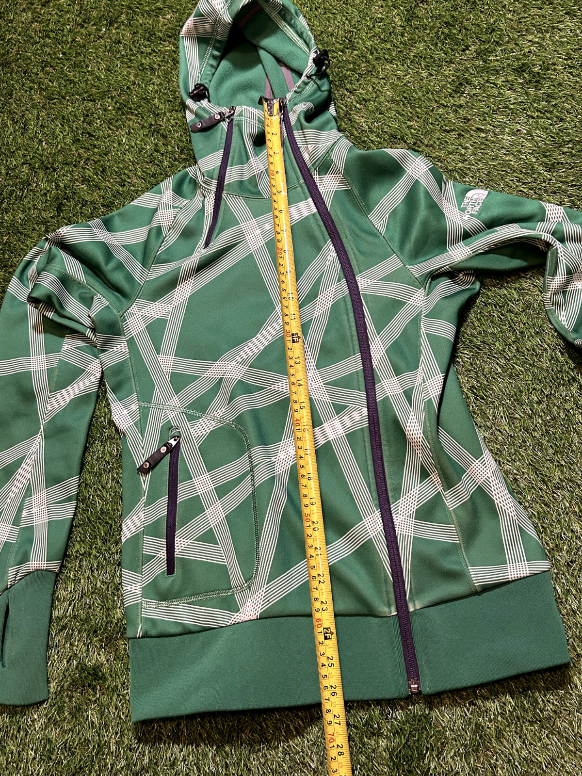 The North Face Hoodie Women’s Size S - Bargain Haven