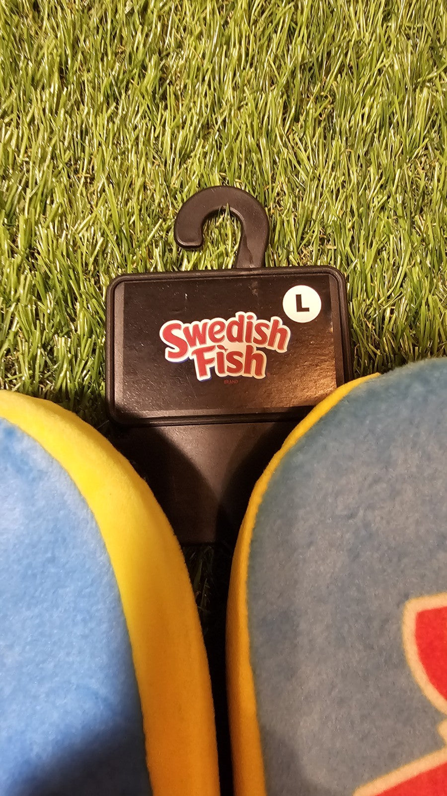 Swedish Fish Slippers - Odd Sox (Size L) - Friperie Urbaine