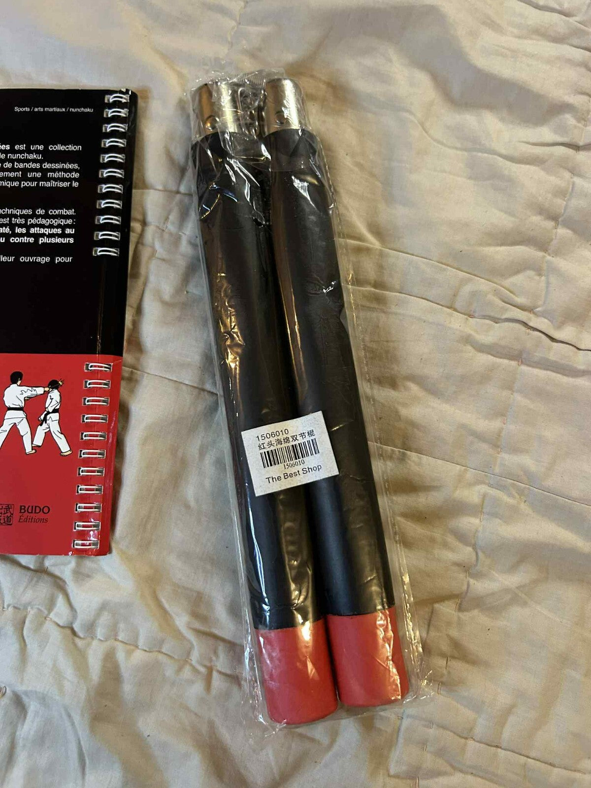 Nunchaku Training Set with Instructional Comic Book – Budo Editions (French) - Friperie Urbaine