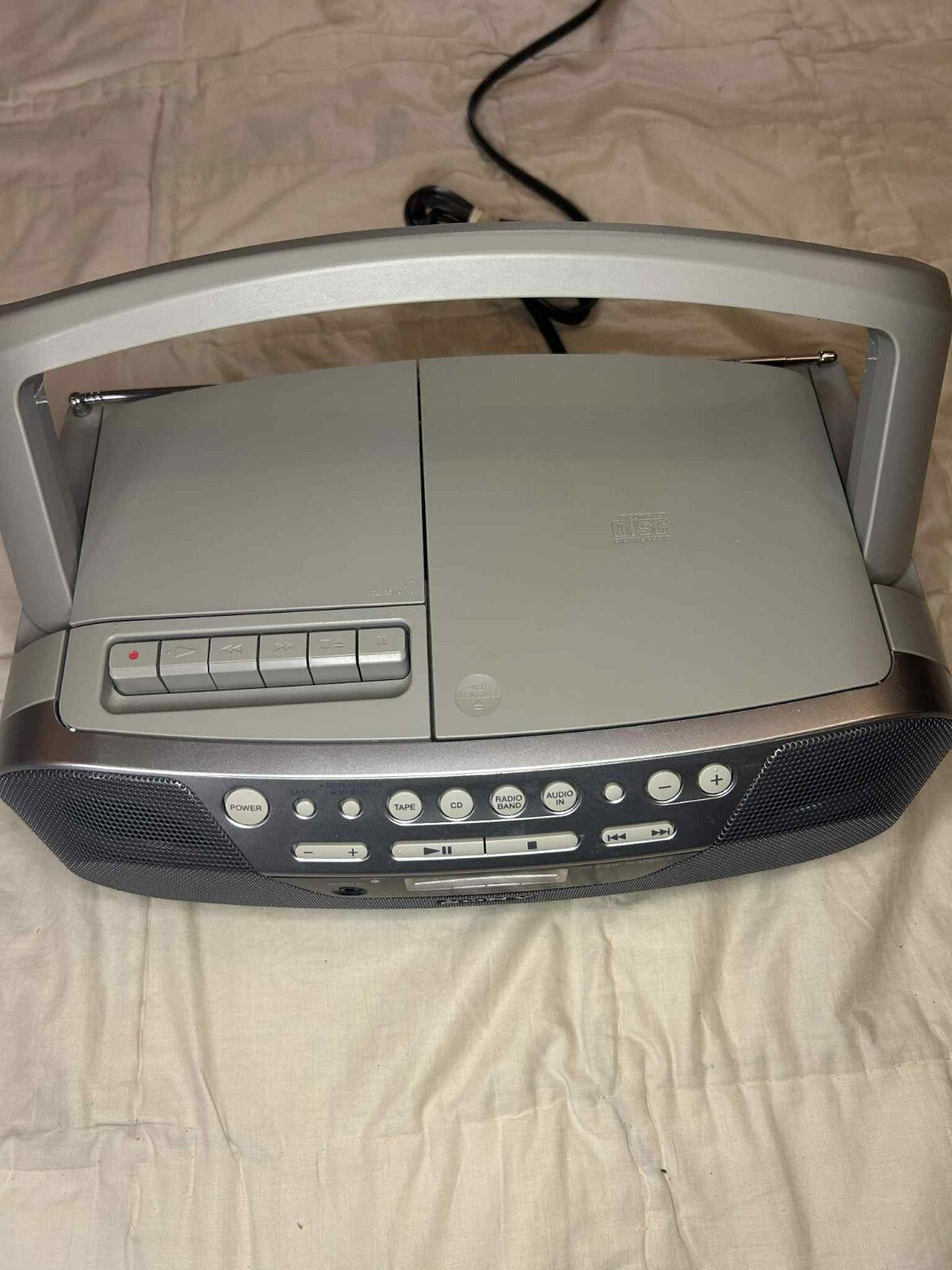 Sony CFD-S05 CD Cassette Boombox Radio Player – AM/FM, AUX, Tested Working