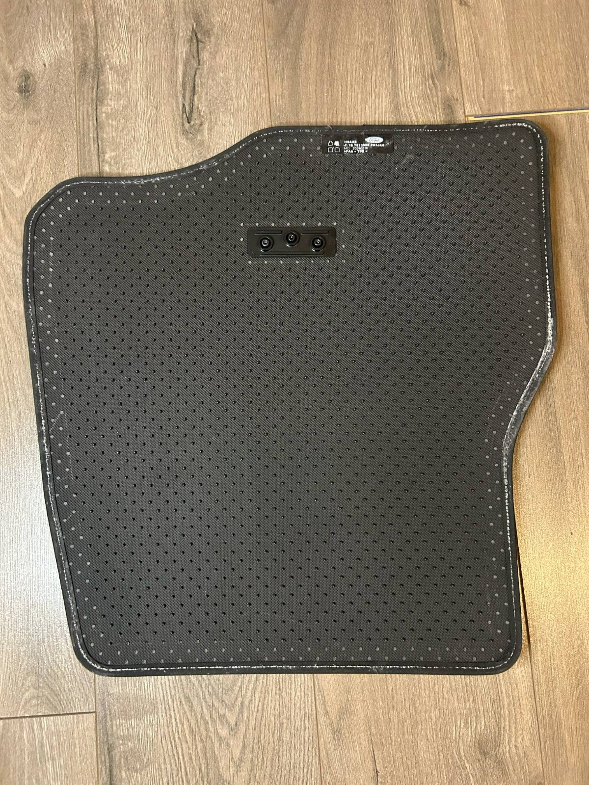 Ford Expedition Platinum Carpet Floor Mats (2022+) – Full OEM Set - Bargain Haven
