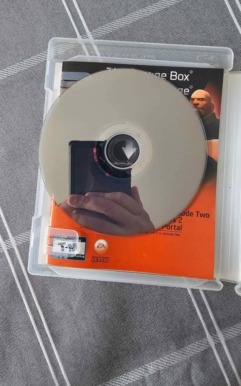 The Orange Box - Half-Life 2, Episodes 1 & 2, Portal, Team Fortress 2 (PS3) - Bargain Haven