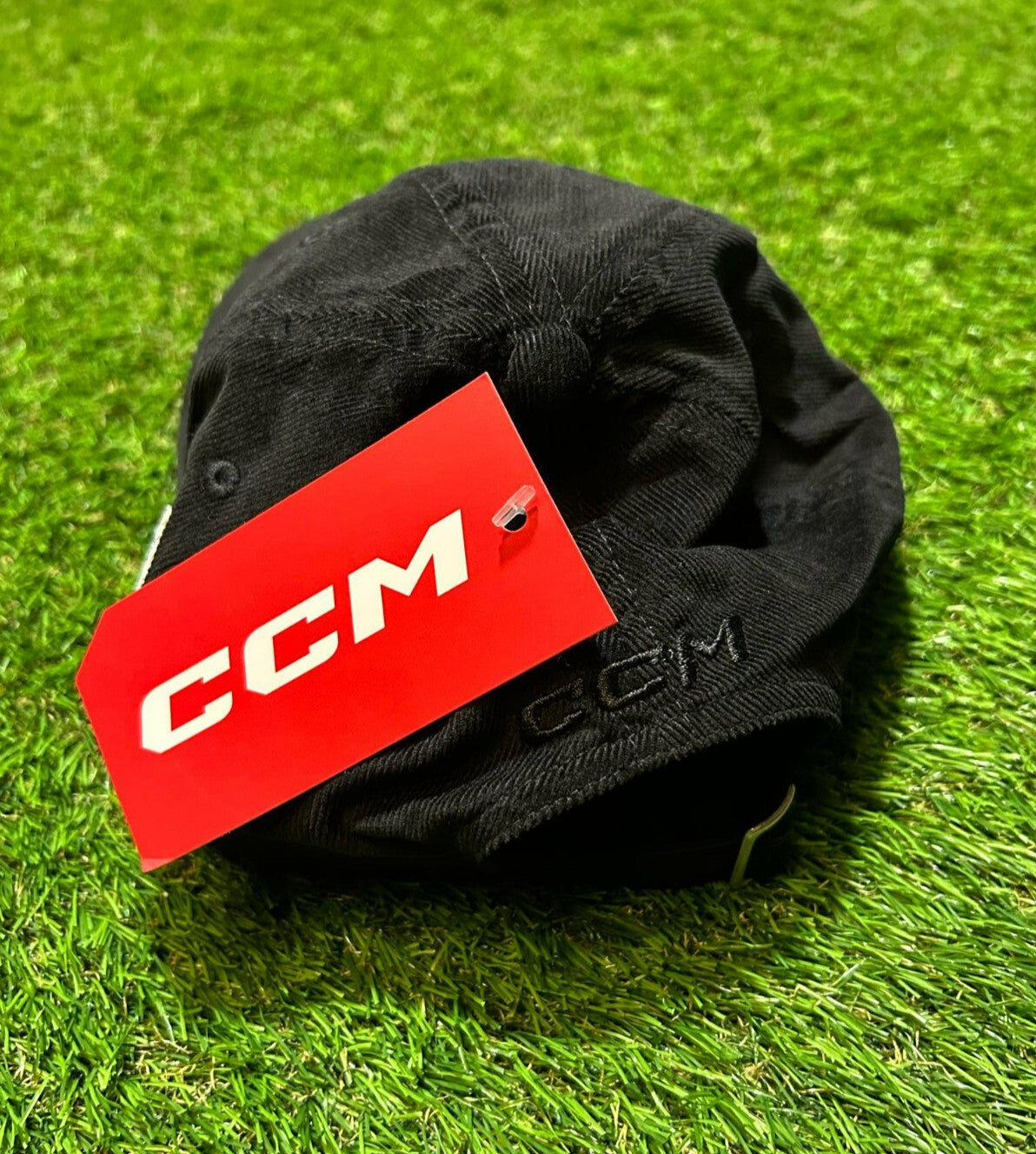 Toronto Maple Leafs CCM Hockey Cap Black Adjustable Hat Sample One Size New NWT - Bargain Haven