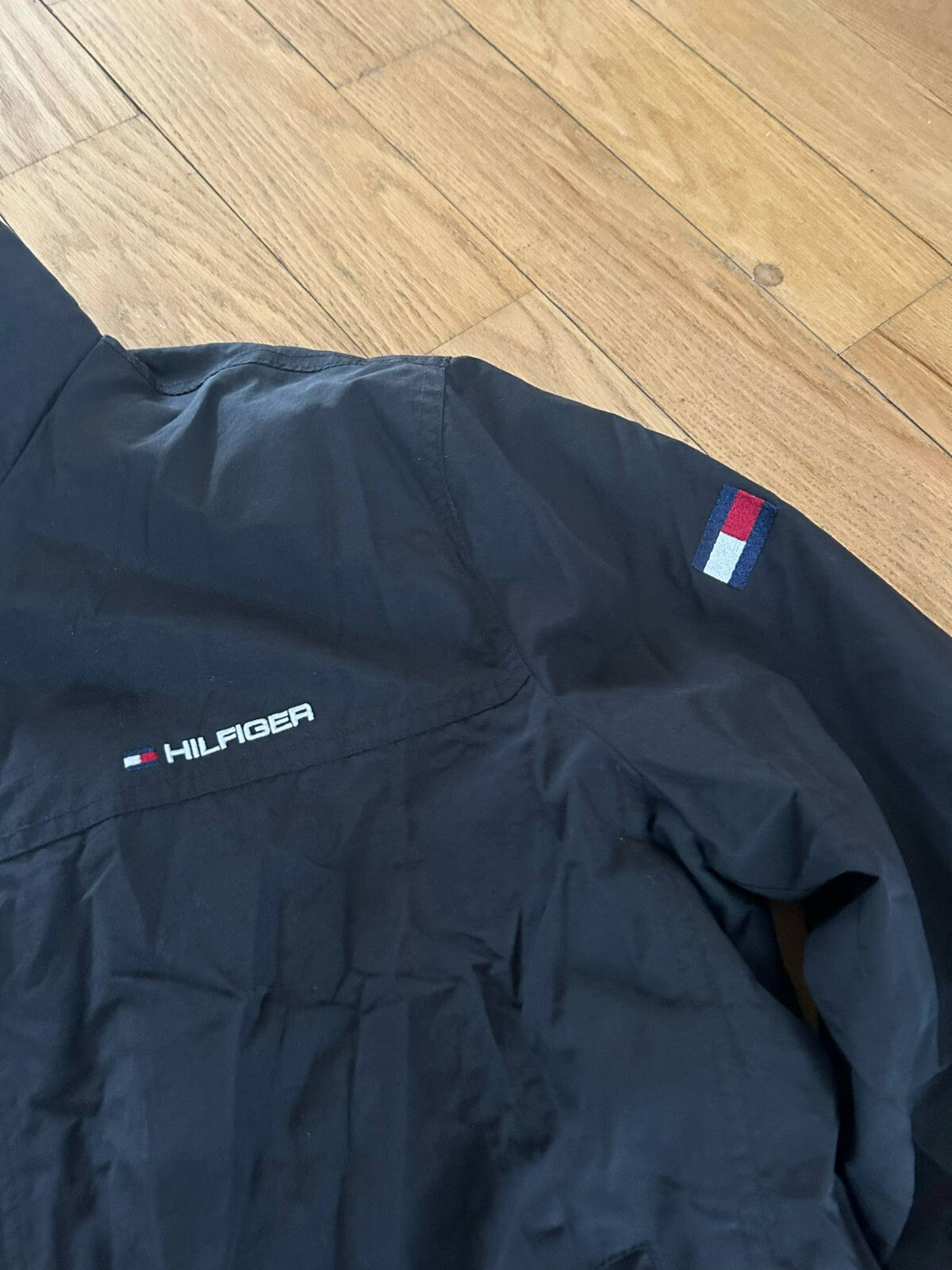 Tommy Hilfiger Windbreaker Jacket Men’s Medium Black Mesh Lined Nylon Zip-Up - Bargain Haven